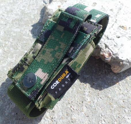 TMC 40mmグレネードポーチ モールシングル (AOR2)