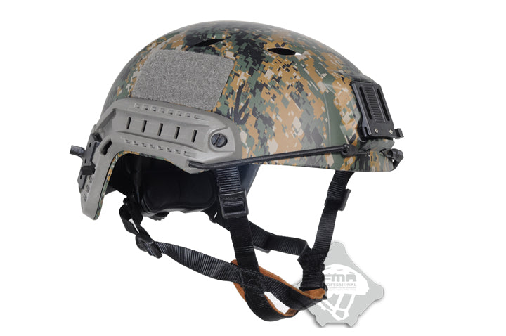 FMA Base Jump Helmet SetDigital Woodland tb474