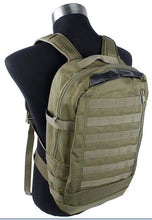 Load image into Gallery viewer, TMC MOLLE Marine style Med Pack ( Khaki )
