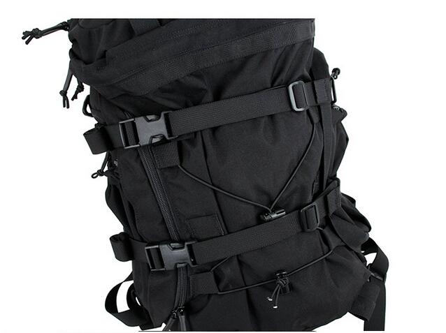 TMC Urban Zip ( BK )