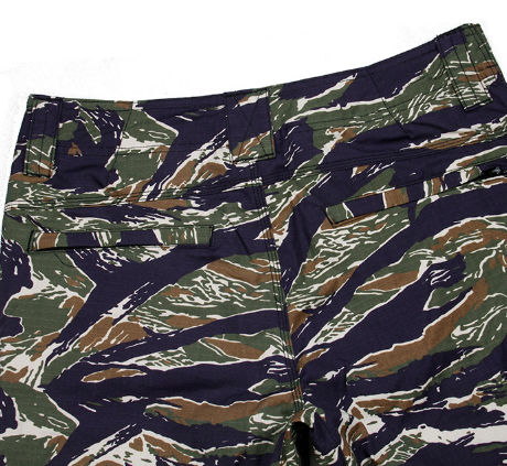 TMC 374B Camo Short Pants